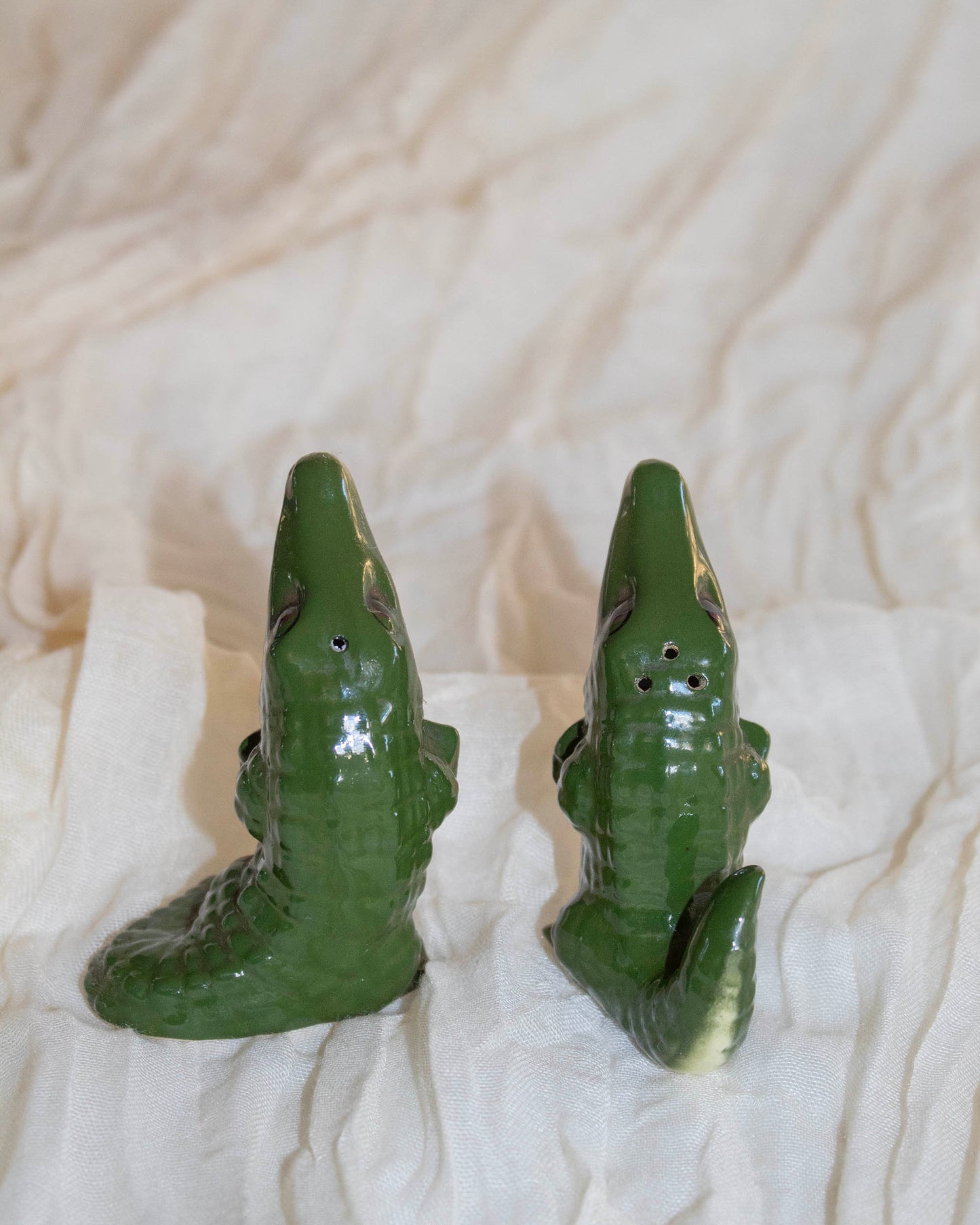 Vintage retro crocodile alligator salt pepper shakers japan green