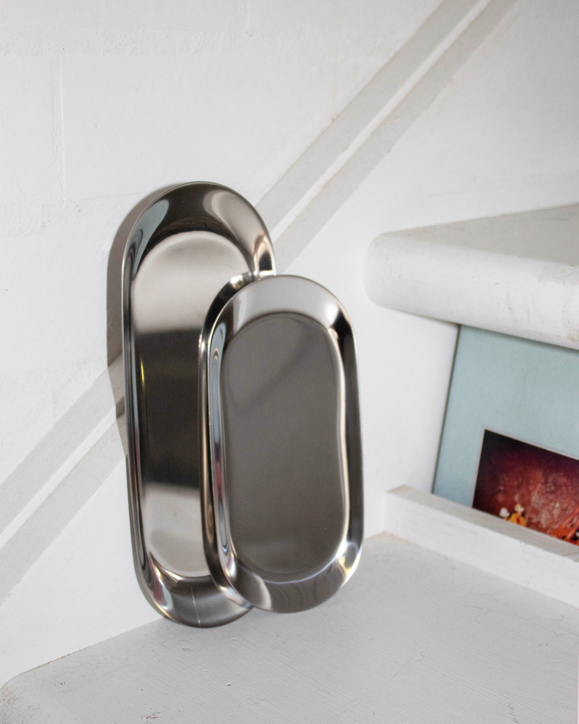 Fruit Dealers 
Sleek modern silver tray ideal for coffee tables and decorative displays